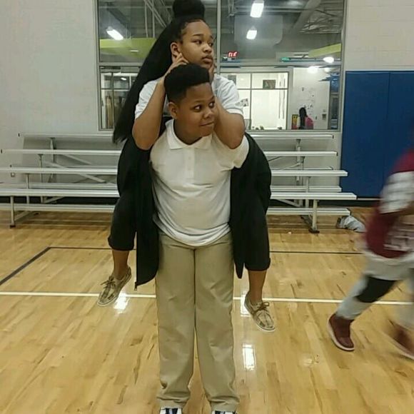 Meet your Posher, Xiyer boss - Picture 1 of 1